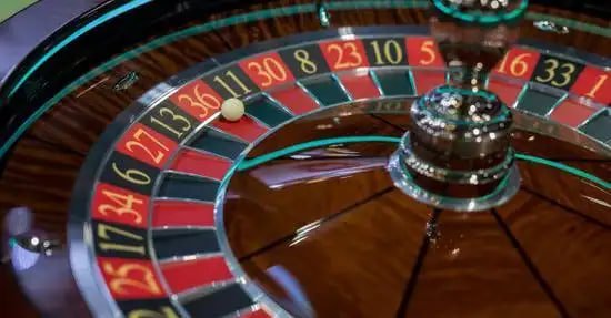 Blackjack Live Table Dealer မြန်မာ Online Casino